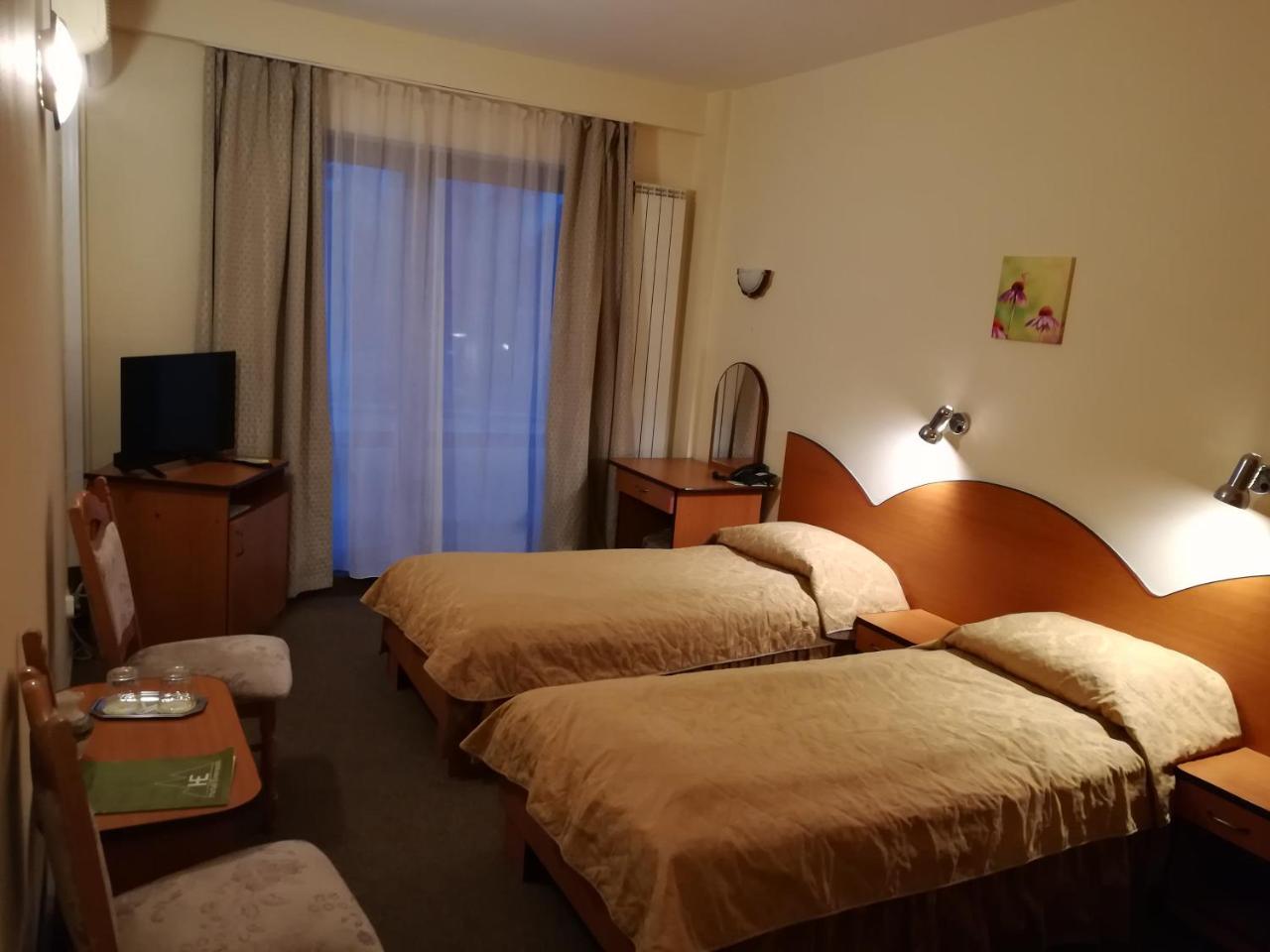 Hotel Everest Marosvásárhely Kültér fotó